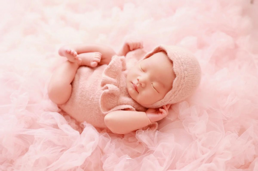 桓台宝宝吃手是饿了吗 桓台宝宝吃手是饿了吗